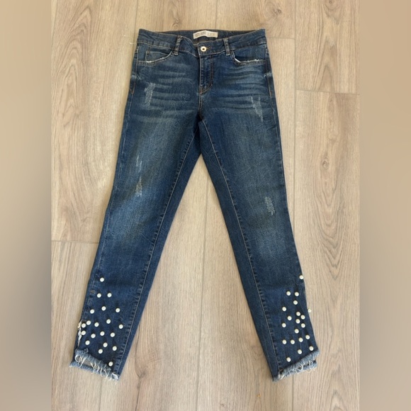 Zara Basic. Women's Blue Pearl Embellished Jeans 👖🧋 - Picture 2 of 14